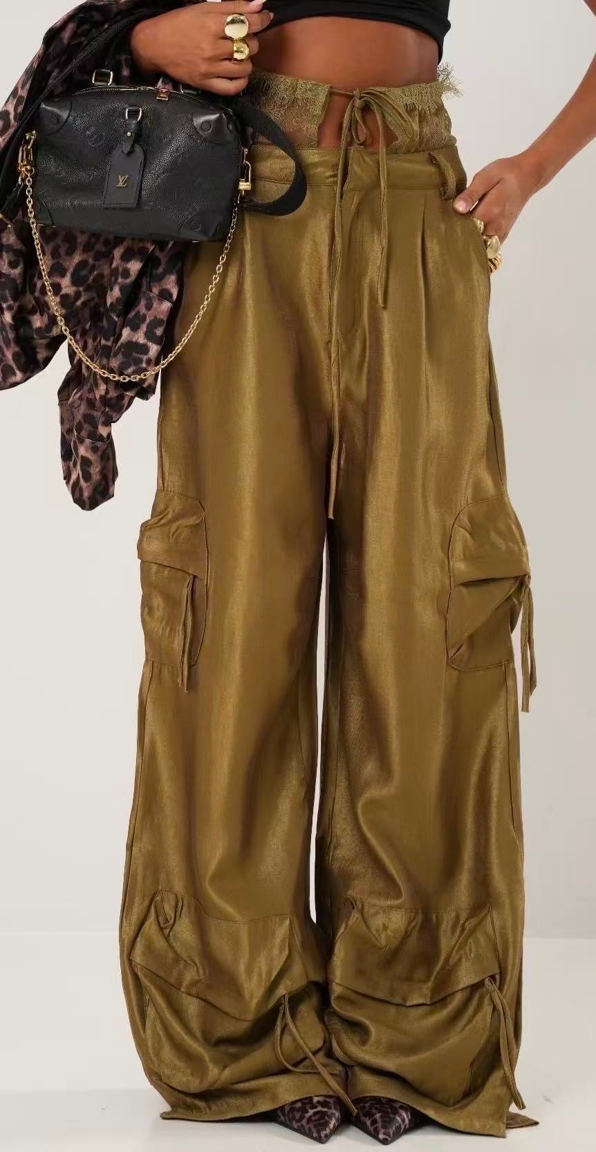 Relaxed Trousers in Gold