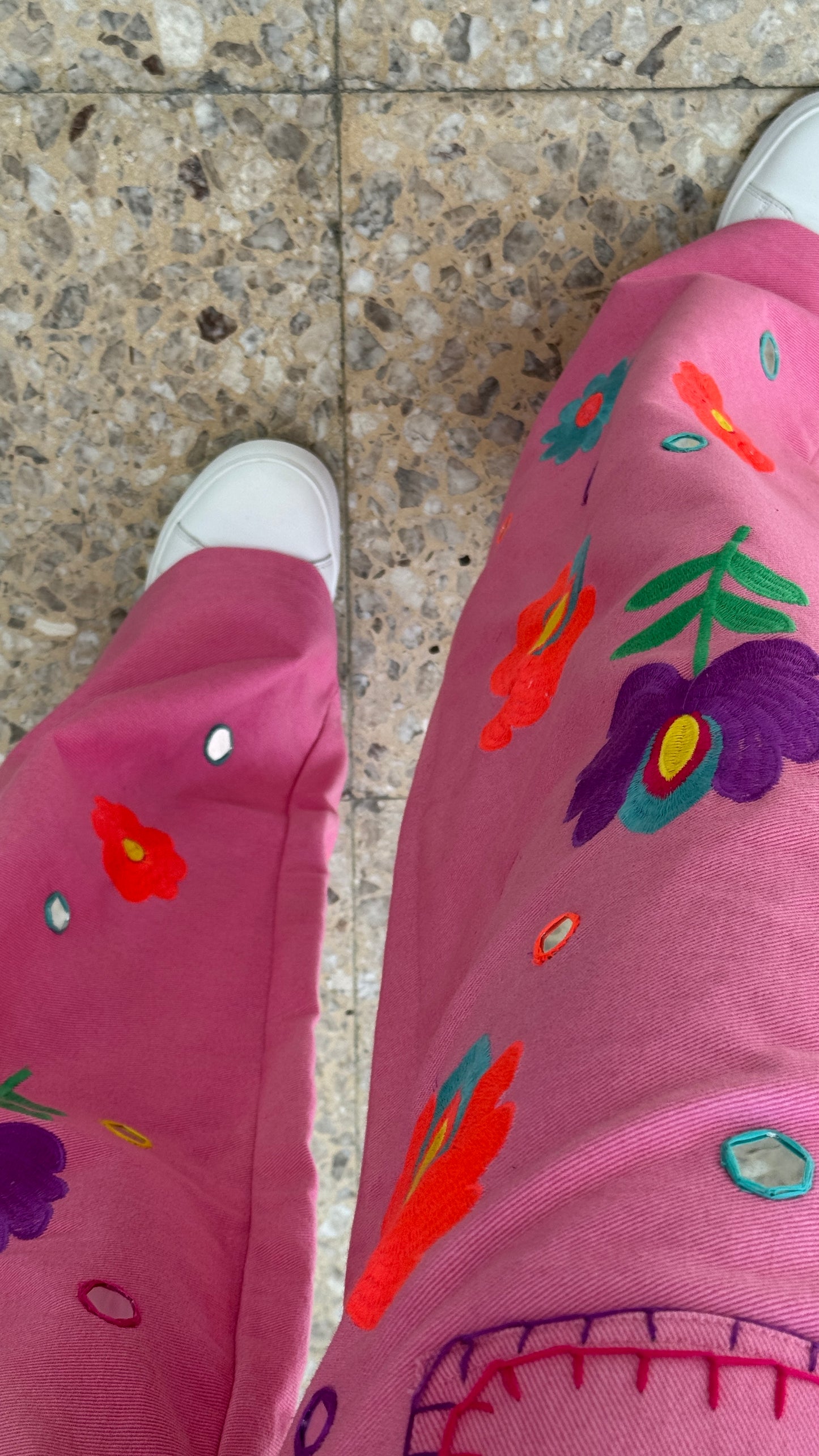 Embroidered Flower Trousers in Pink