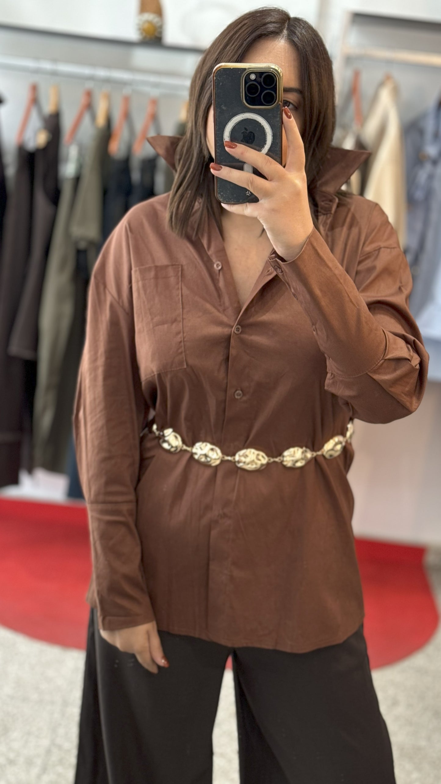 Shirt in Brown