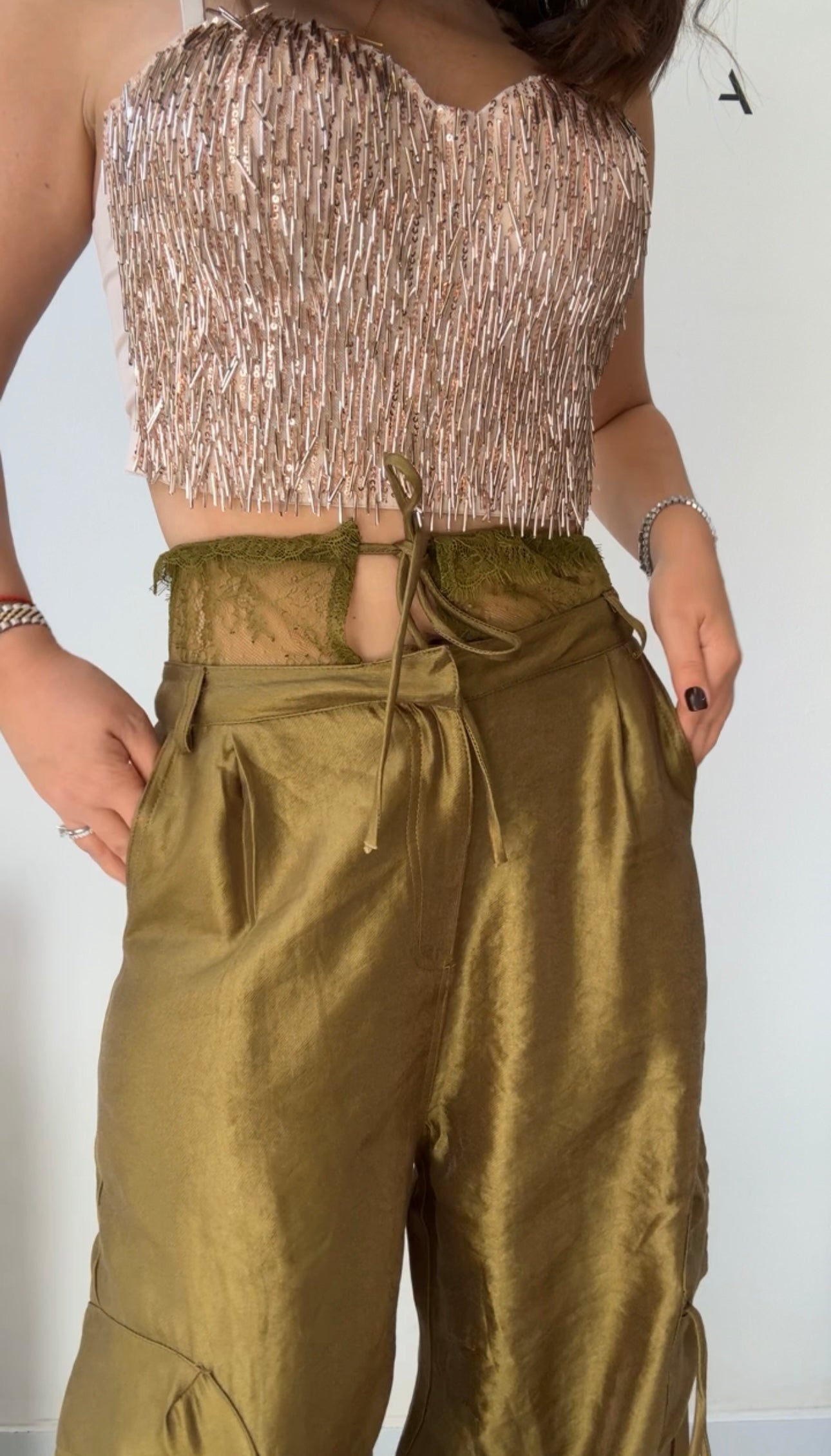 Relaxed Trousers in Gold