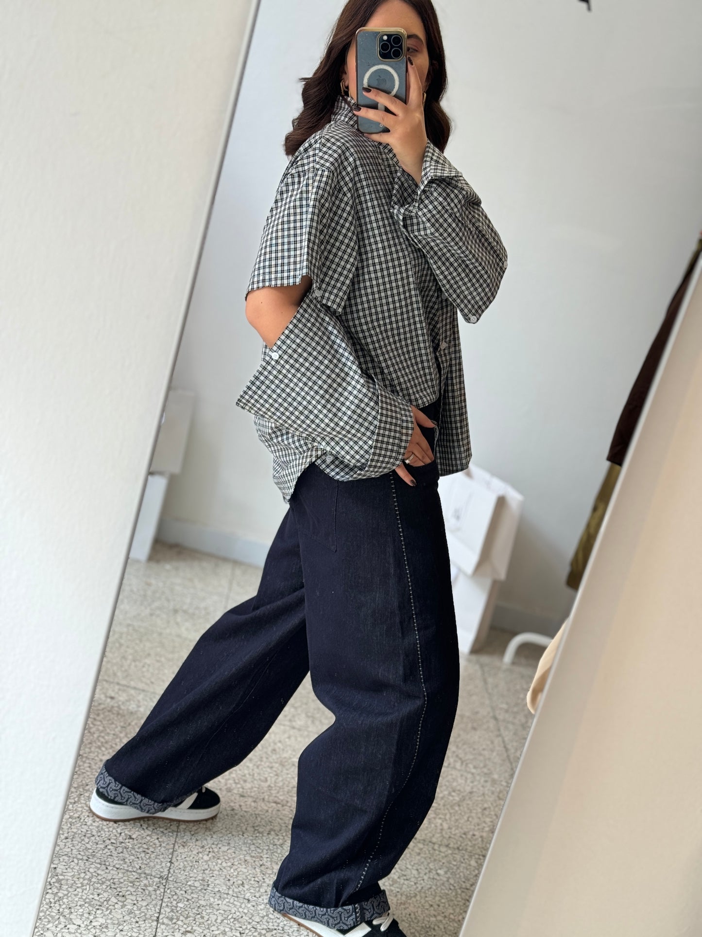 Wide-Leg Jeans with Printed Hem