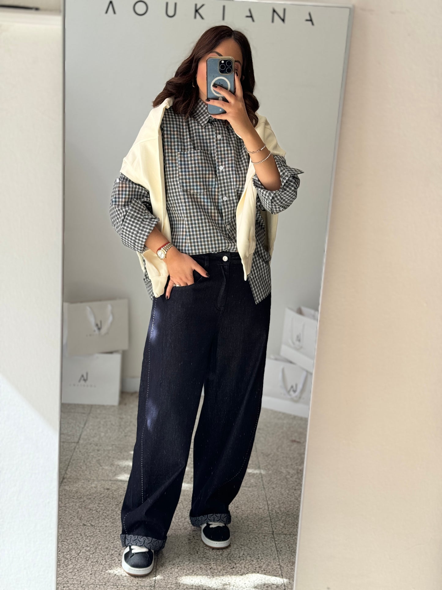Wide-Leg Jeans with Printed Hem