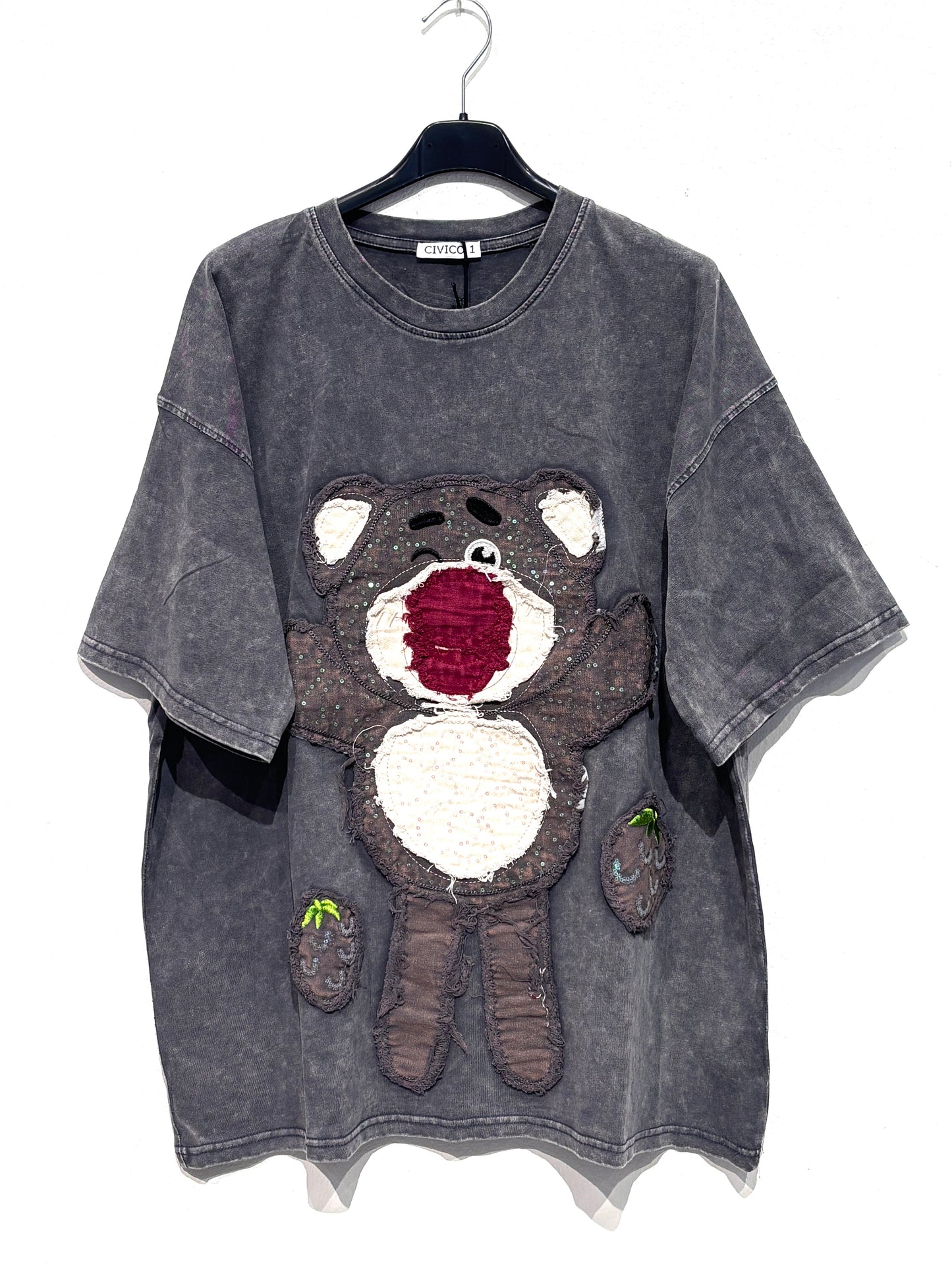 Gray T-shirt with Bear Print