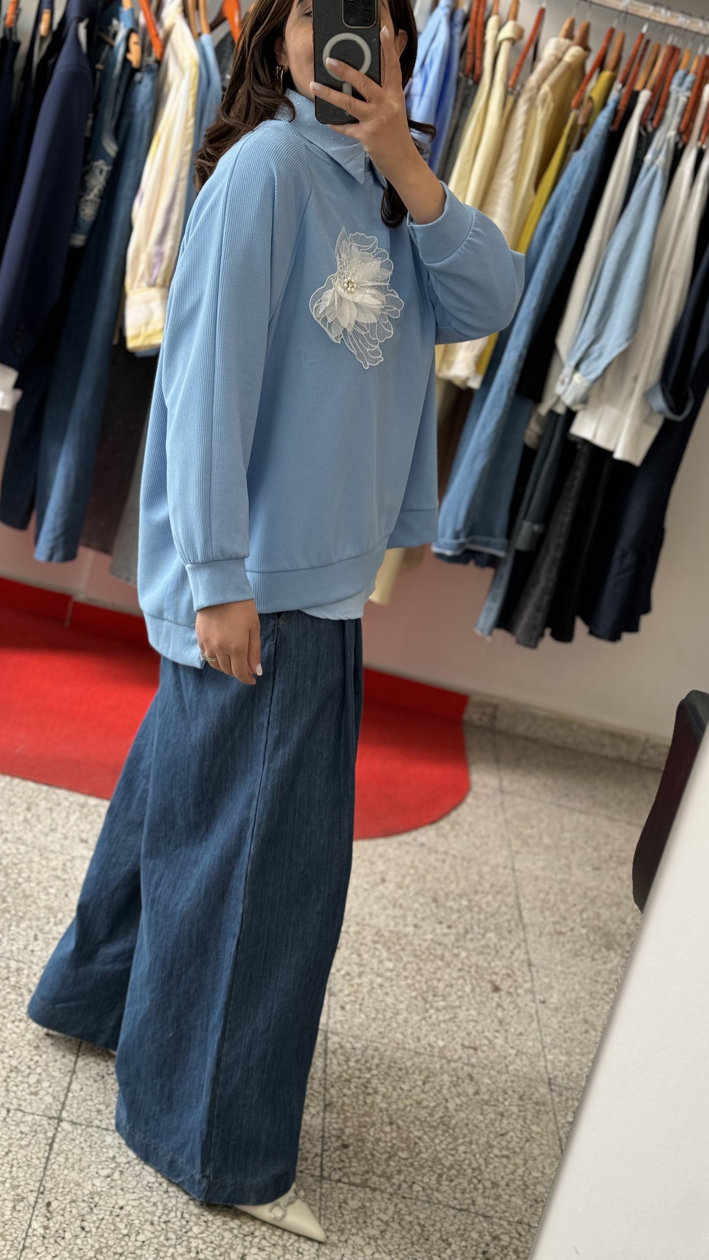 Sweatshirt in Light Blue with Flower Detail
