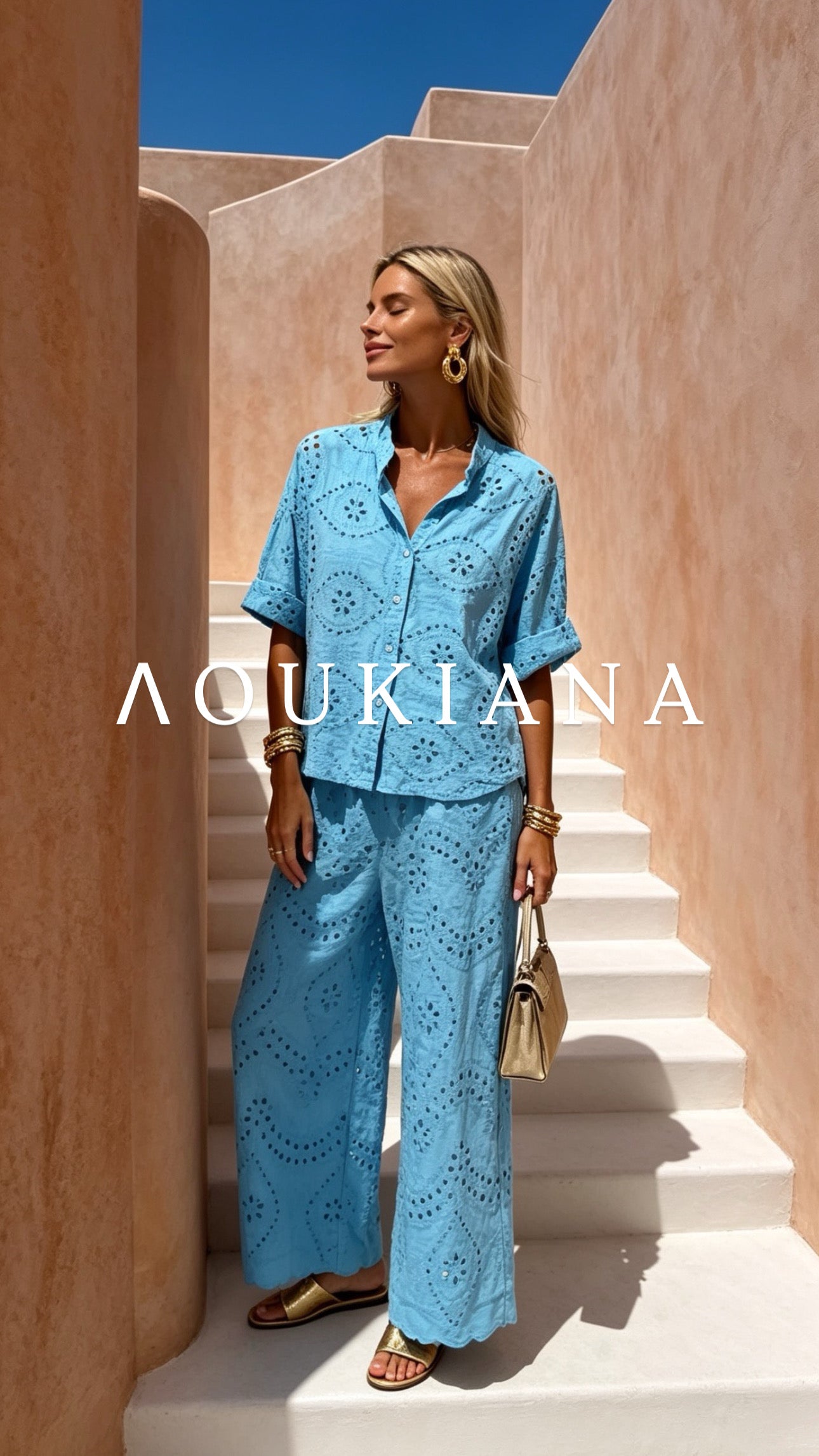Lace set in turquoise colour