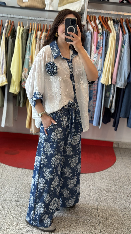 Relaxed Set in Blue & White Flower Print