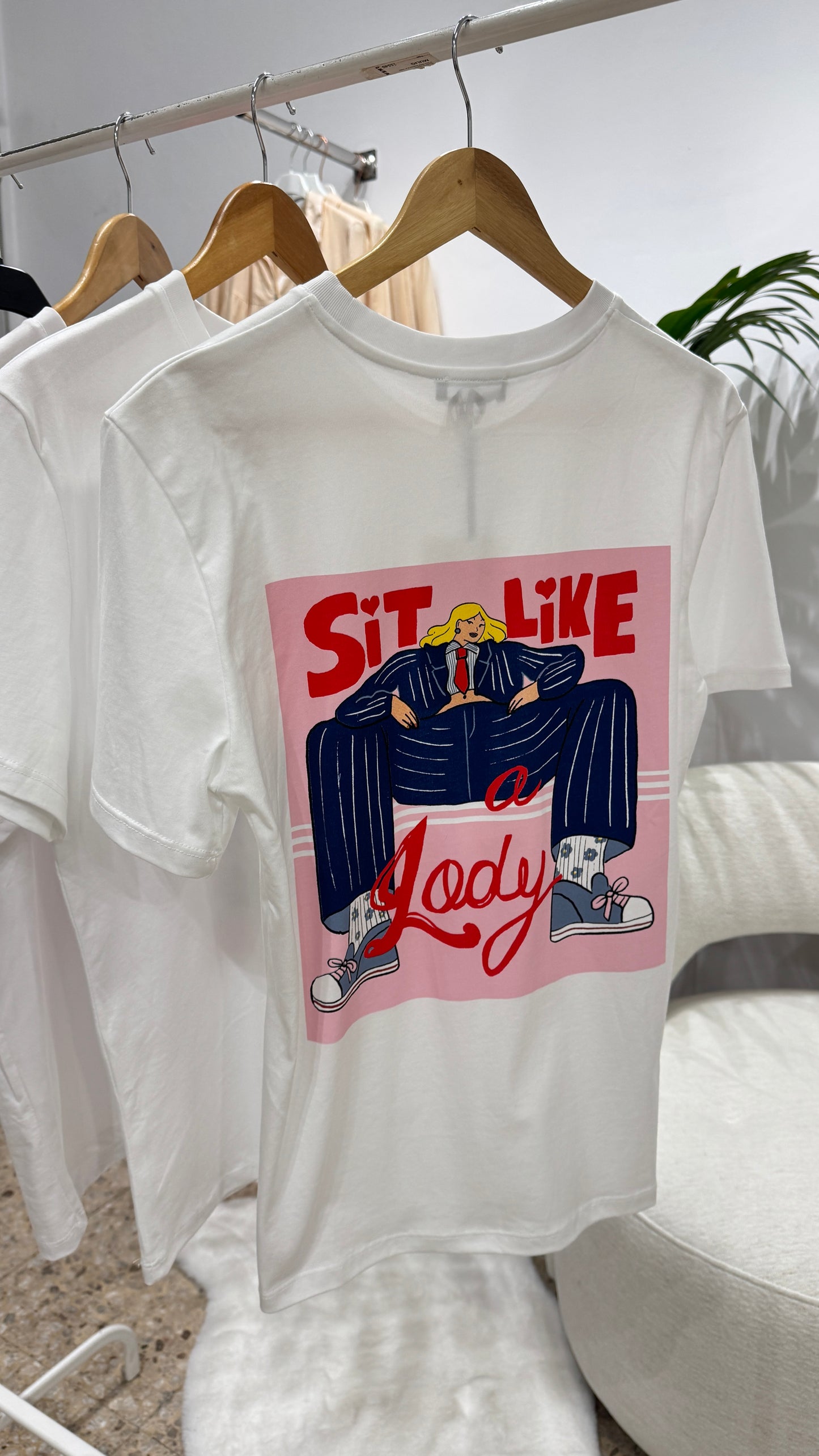 T-Shirt with Fun Print in White
