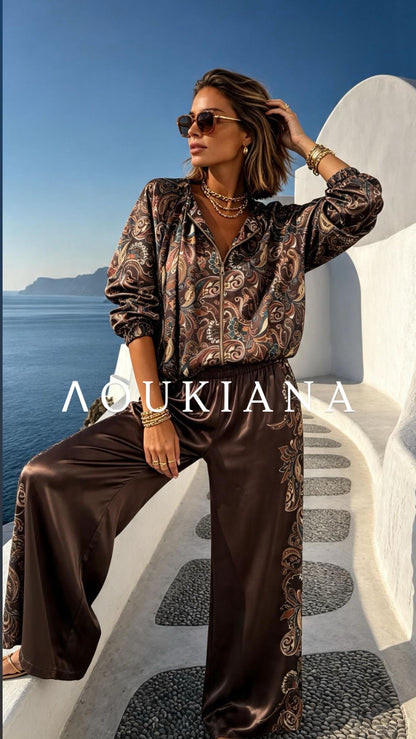 Printed set in brown colour