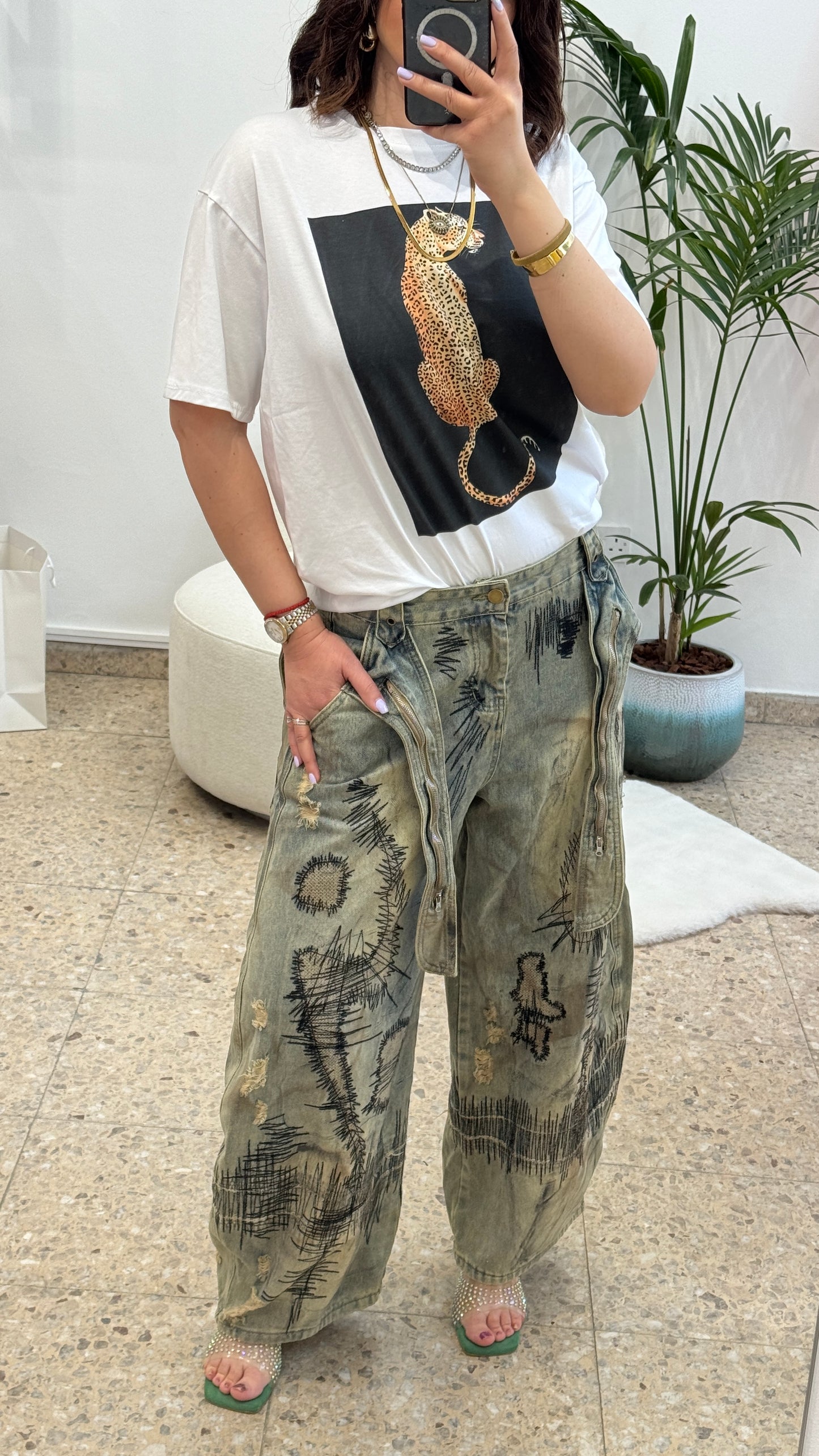 T-Shirt with Tiger Print