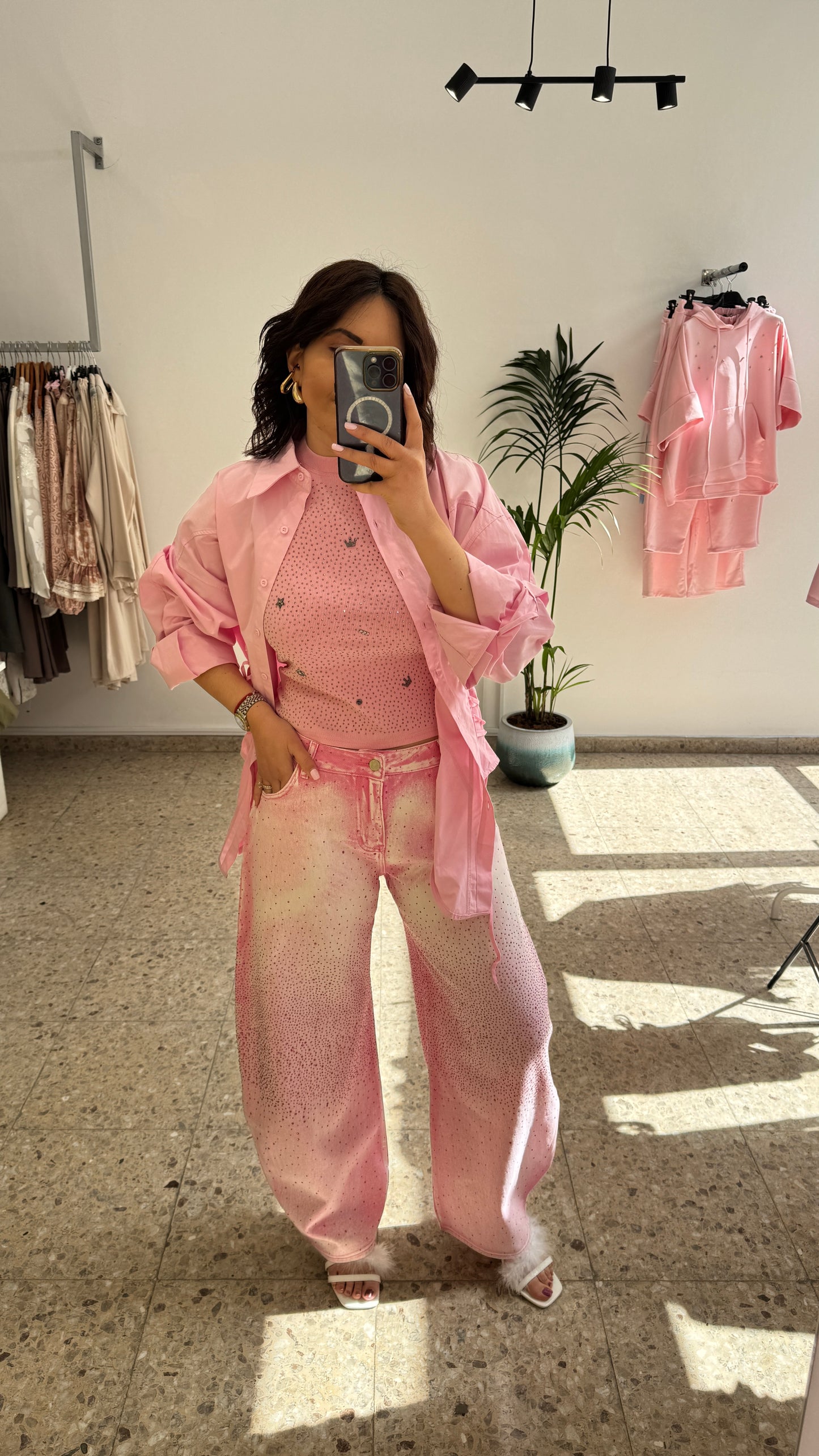 Embellished Jeans in Pink