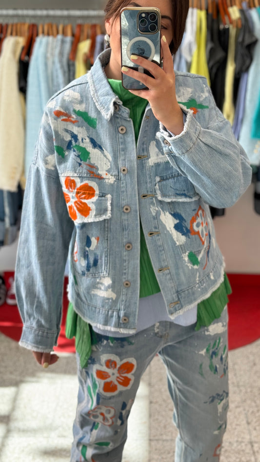 Jean jacket with prints
