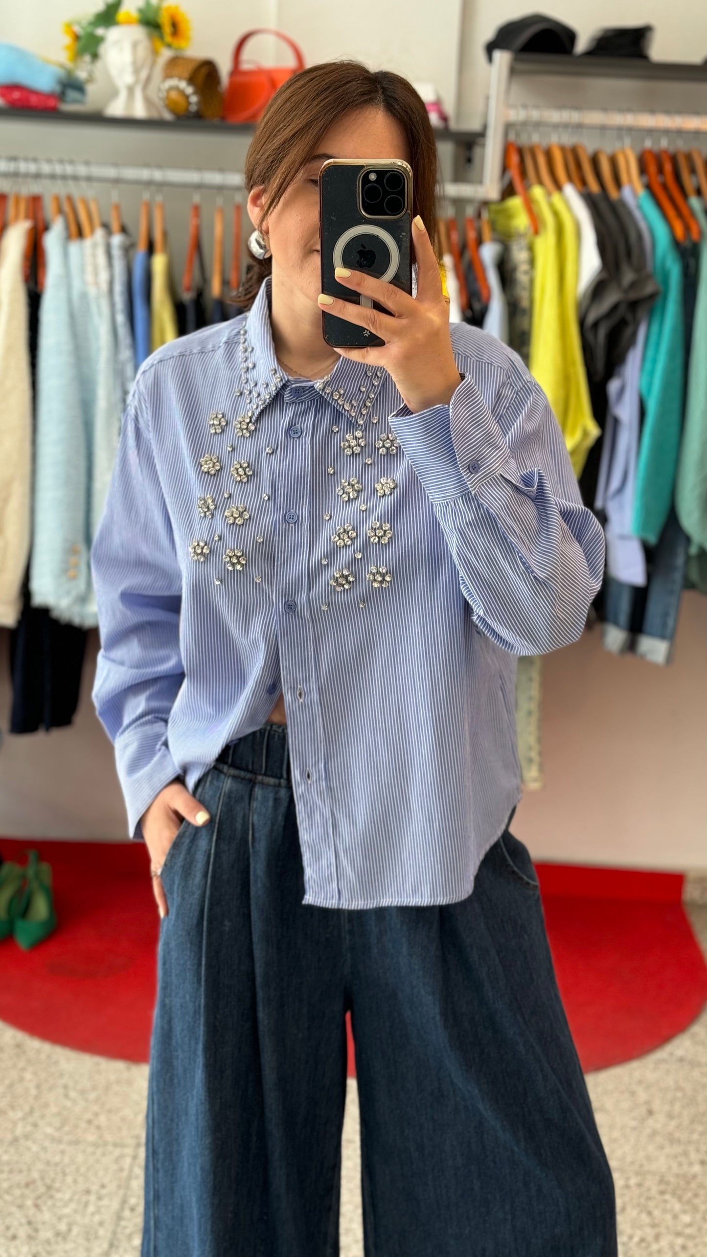 Shirt with strass