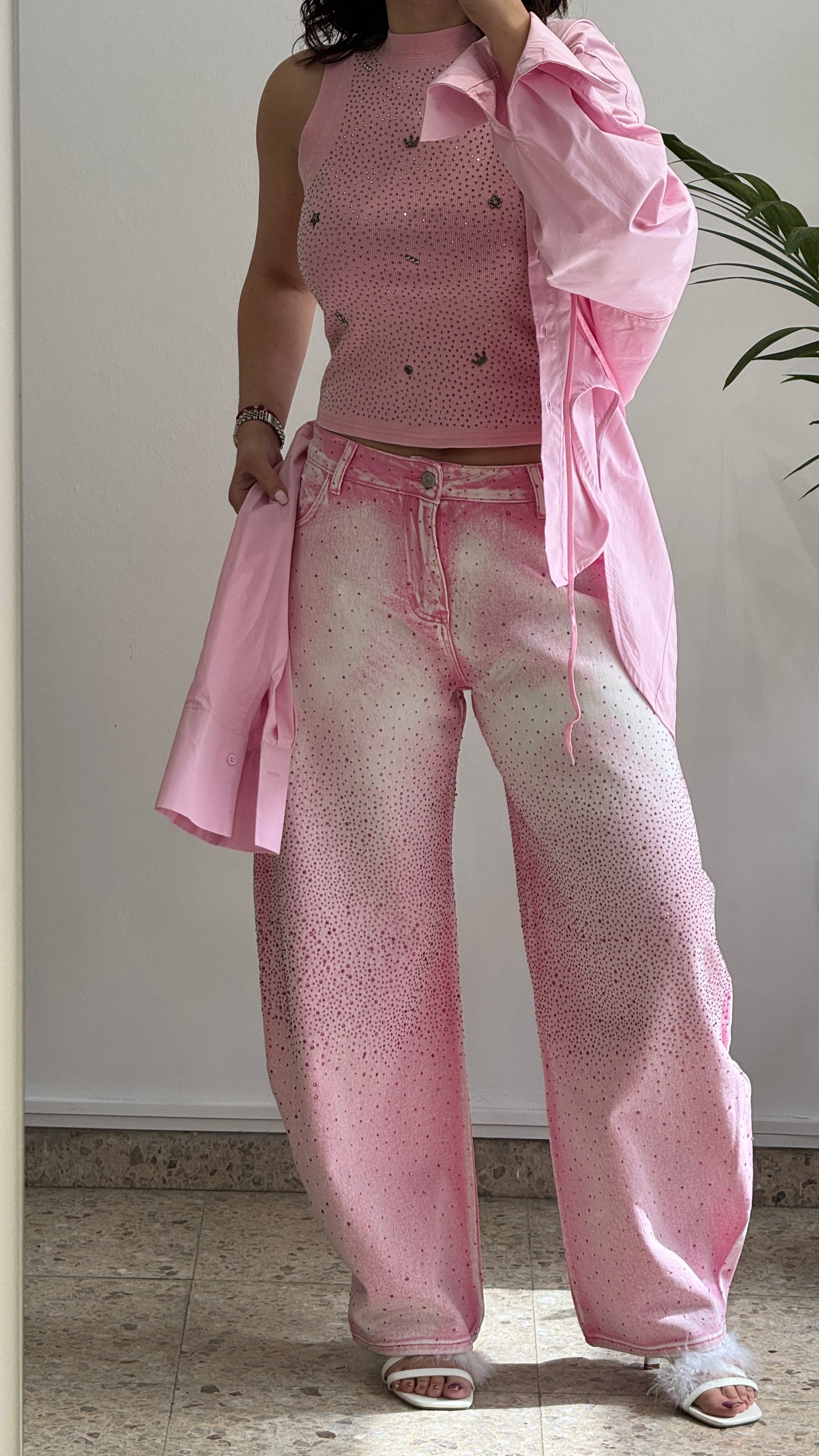 Embellished Jeans in Pink