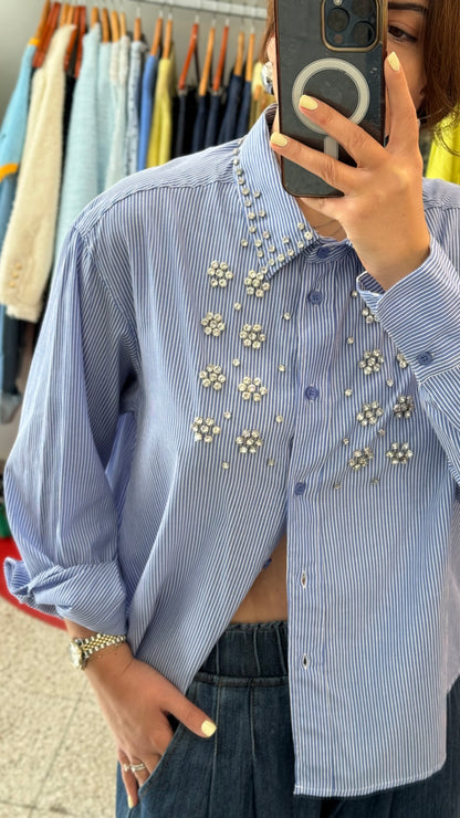 Shirt with strass