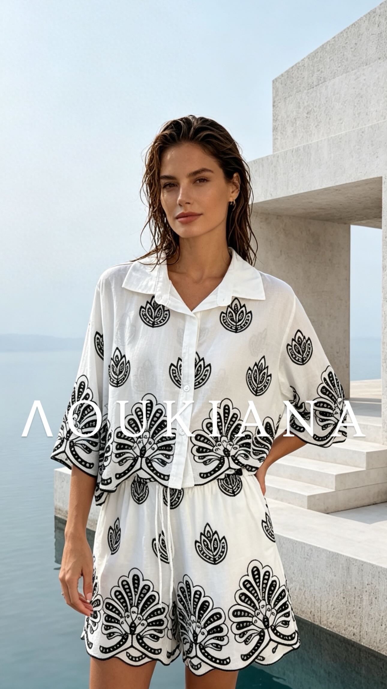 Summer Set in Black & White