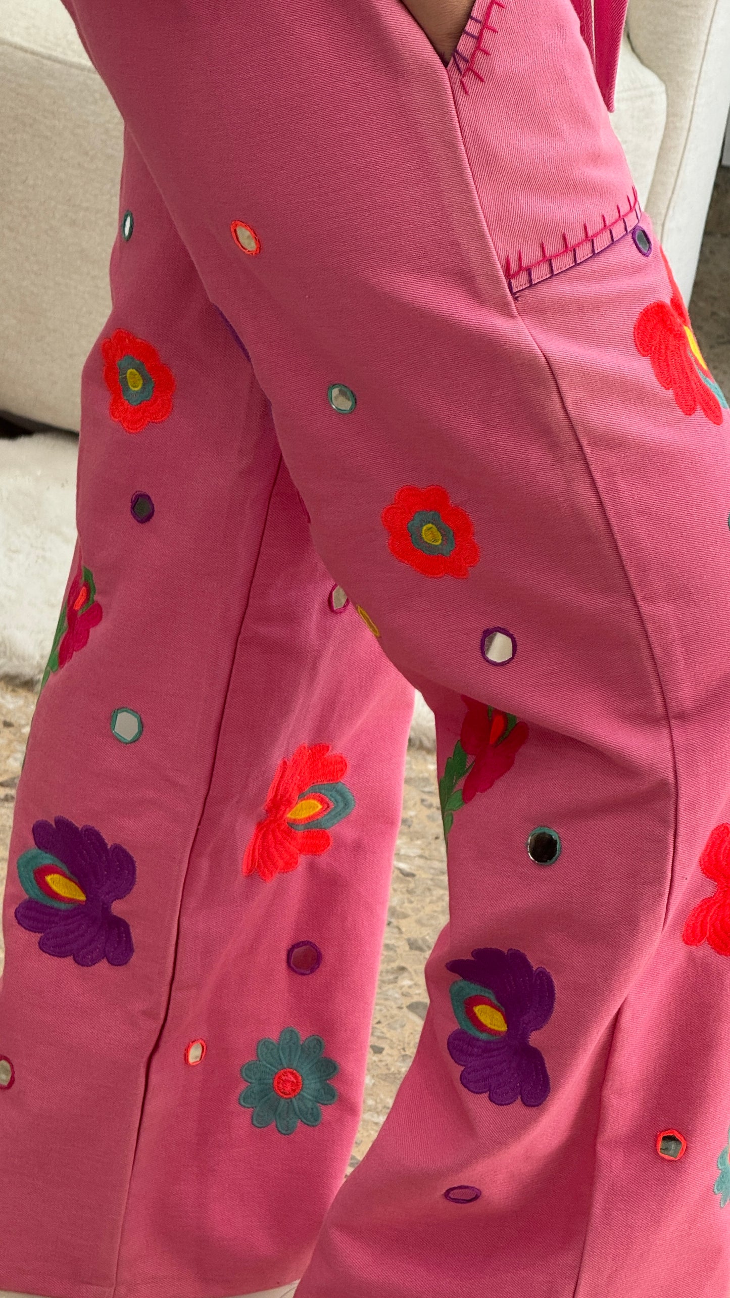 Embroidered Flower Trousers in Pink