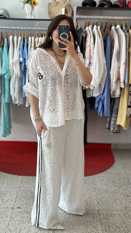 Relaxed Set in White