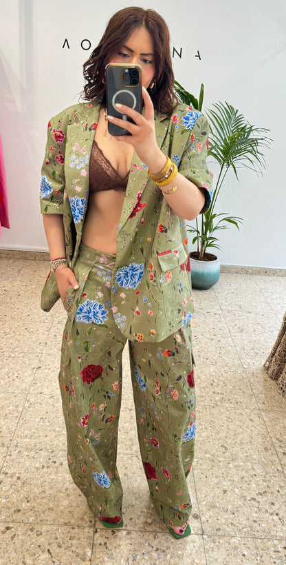 Floral Set in Khaki