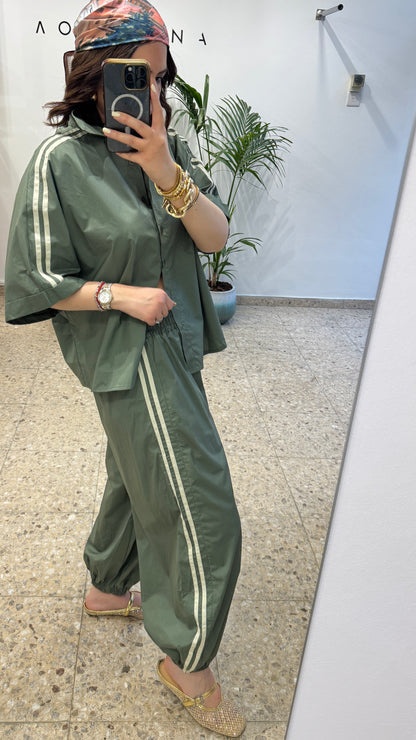 Relaxed Set in Green