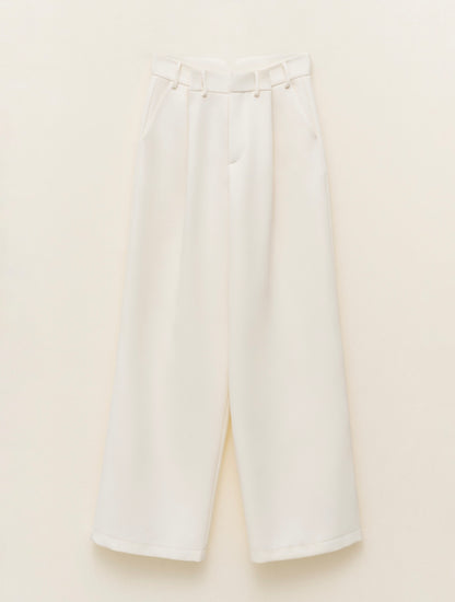 Suit Set with Bow Back in White