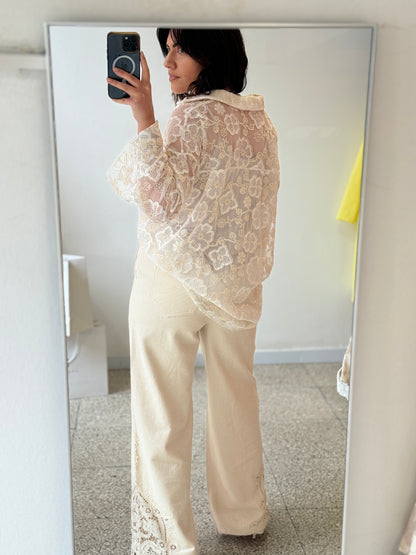 Lace Shirt in Cream