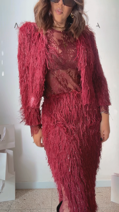 Feather-Fringe Set in Bordeaux