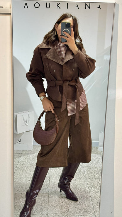 Suede Bermouda Trousers in Brown