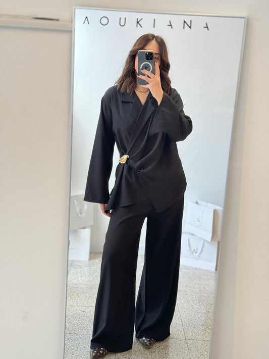 Set in Black
