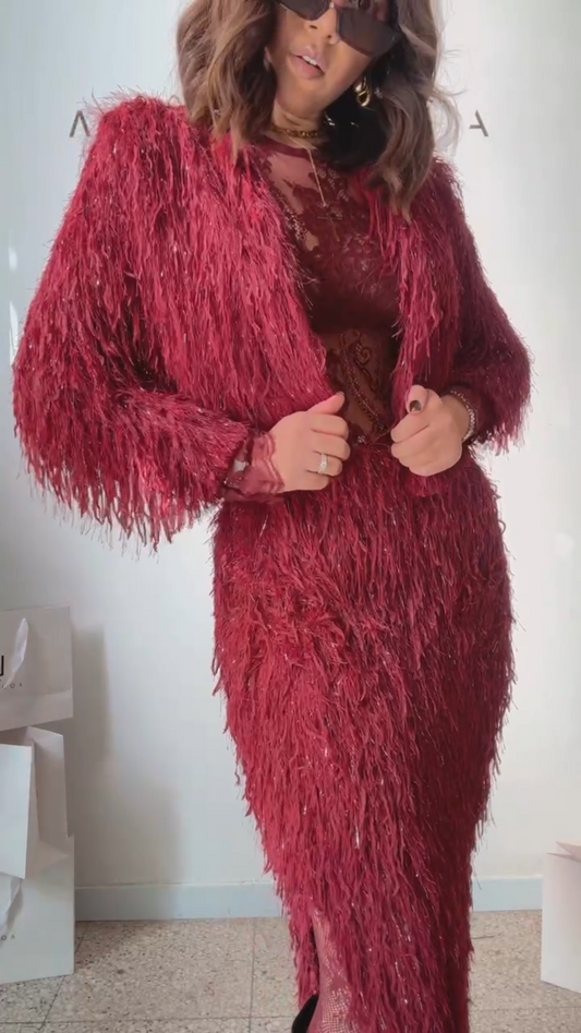 Feather-Fringe Set in Bordeaux