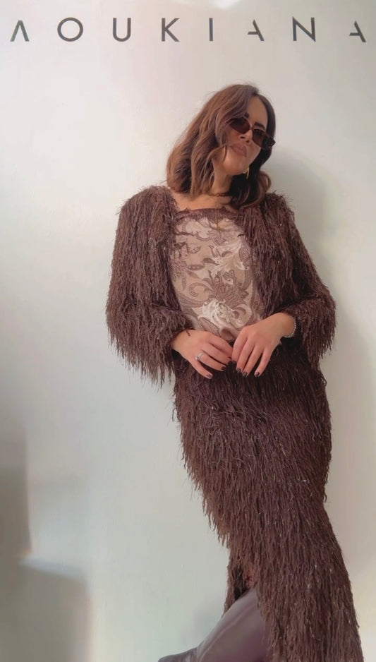 Feather-Fringe Set in Brown
