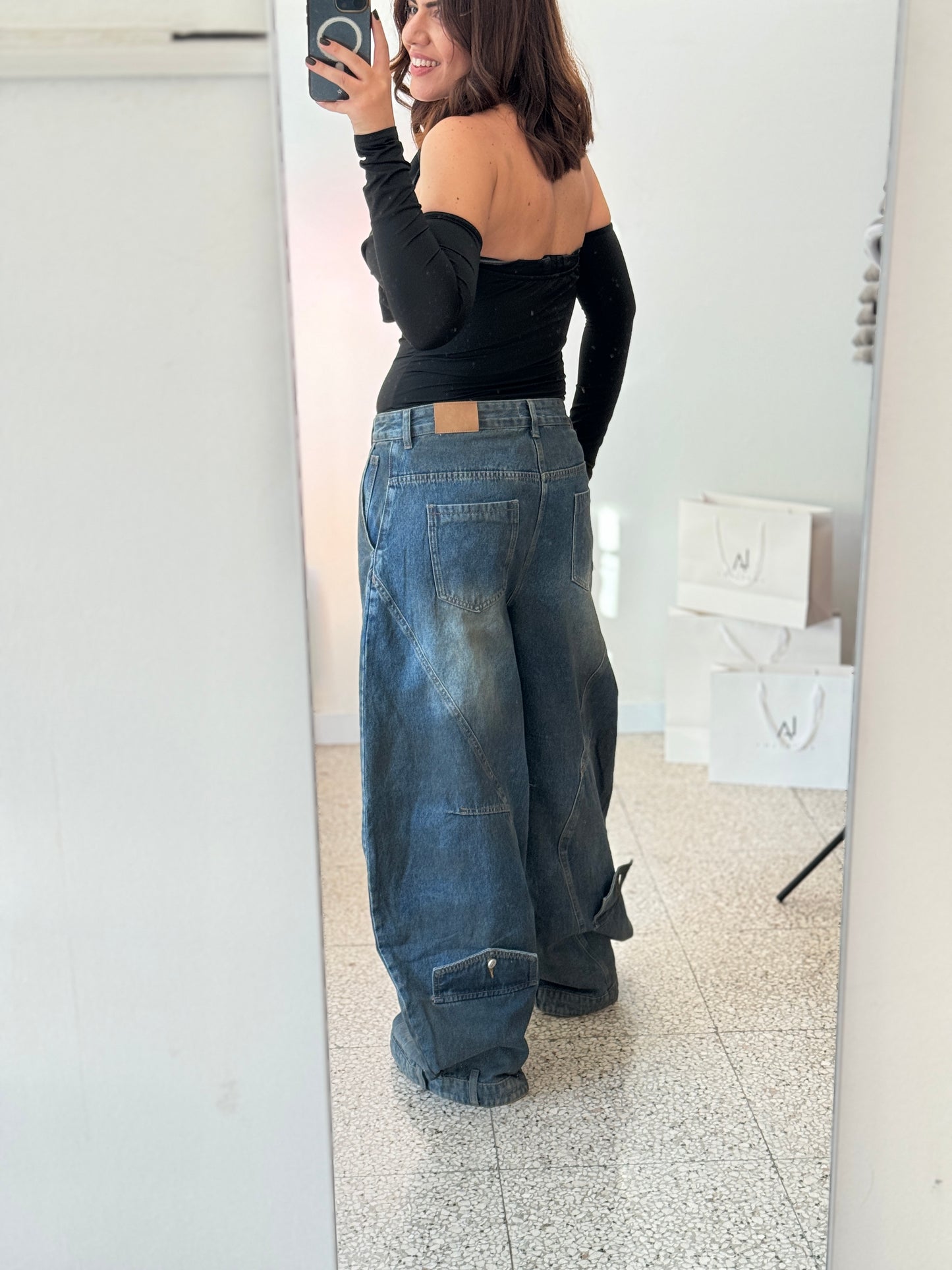Wide Jeans with Washed Effect