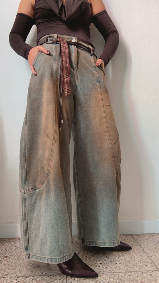 Wide Jeans in Dirty Style