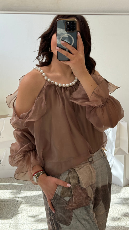 Blouse with Pearls in Brown