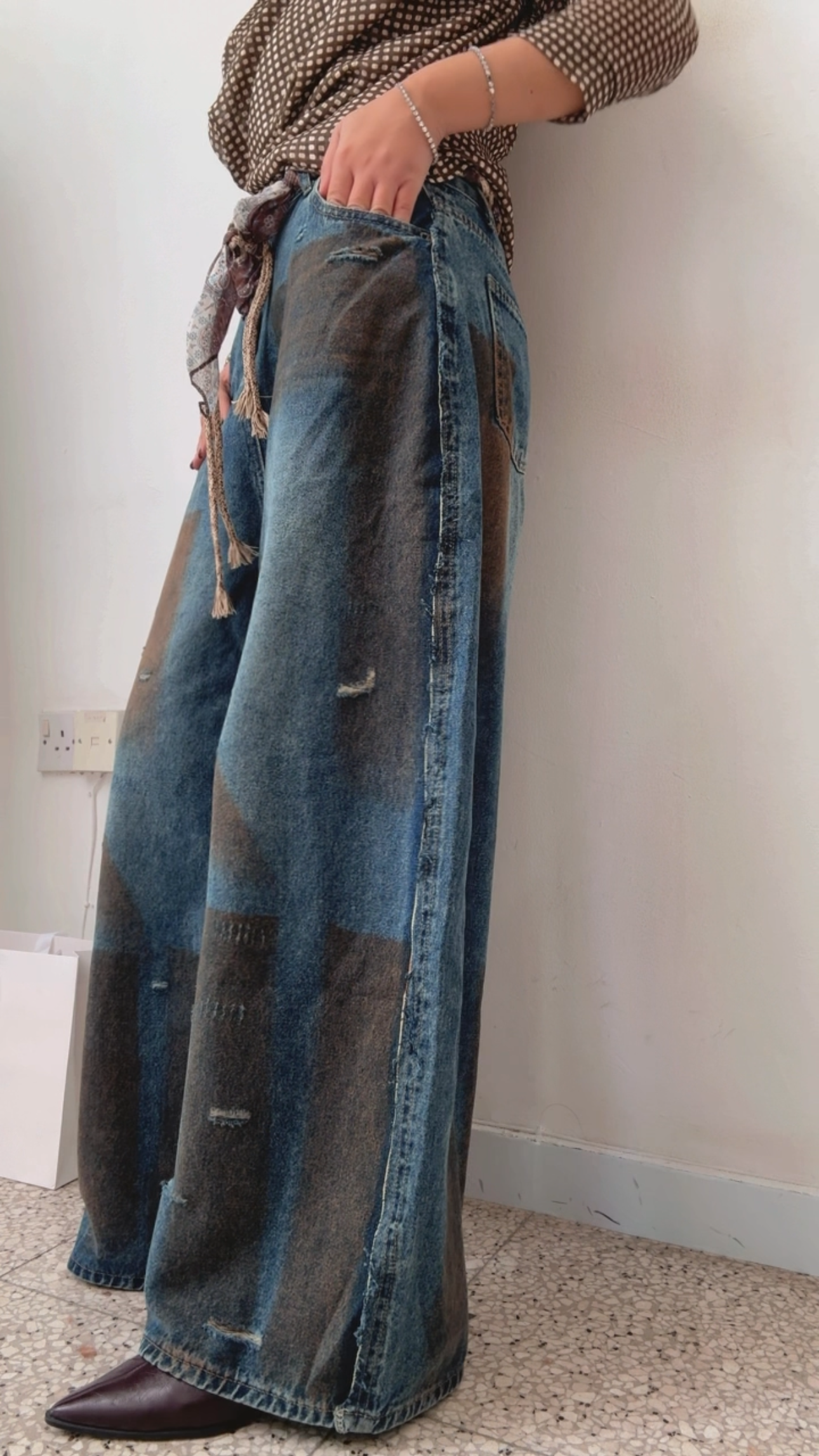 Wide Jeans with Paint Strokes