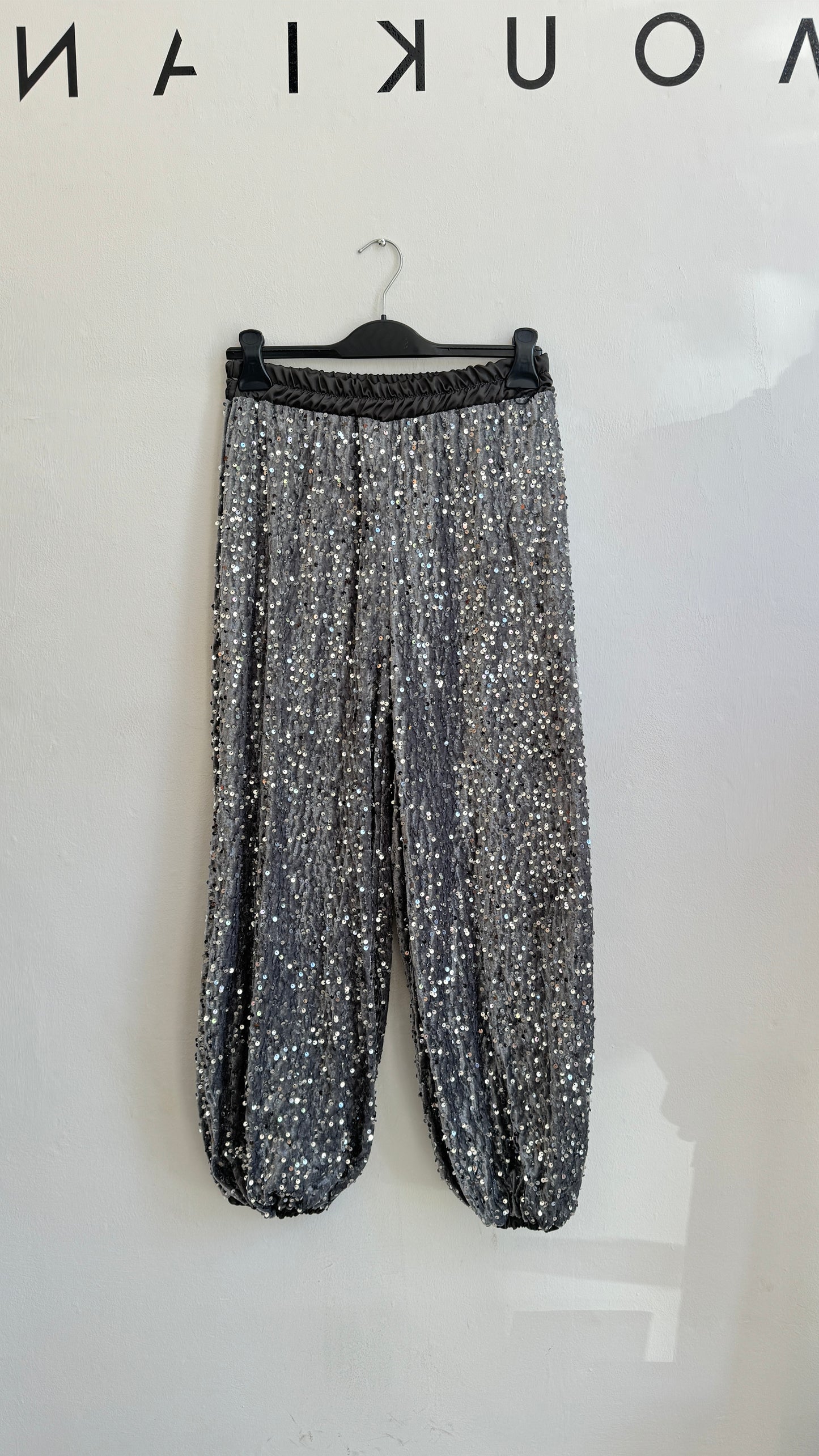 Velvet Set in Grey Sequin