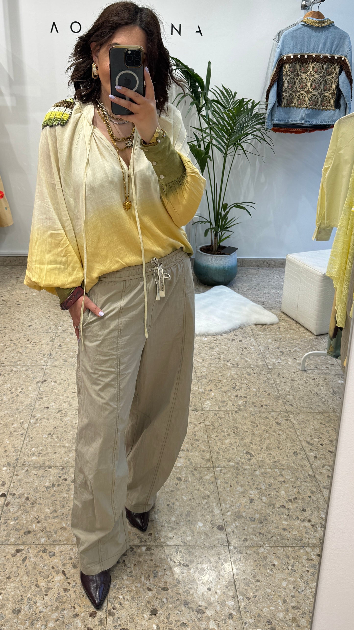 Elastic Waist Wide Trousers in Khaki