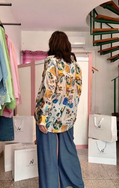 Blouse in Colorful Print