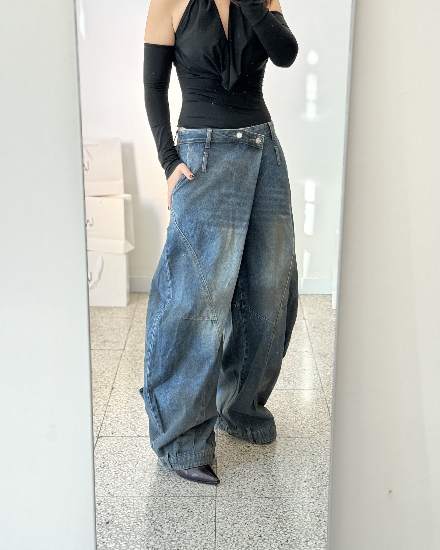 Wide Jeans with Washed Effect