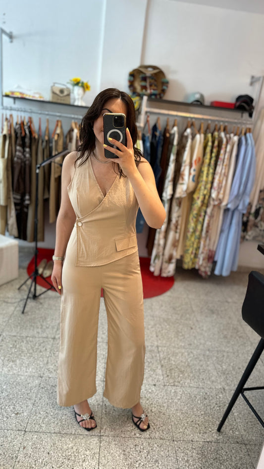 Jumpsuit in Camel