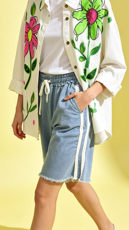 Bermuda Shorts in Light Blue