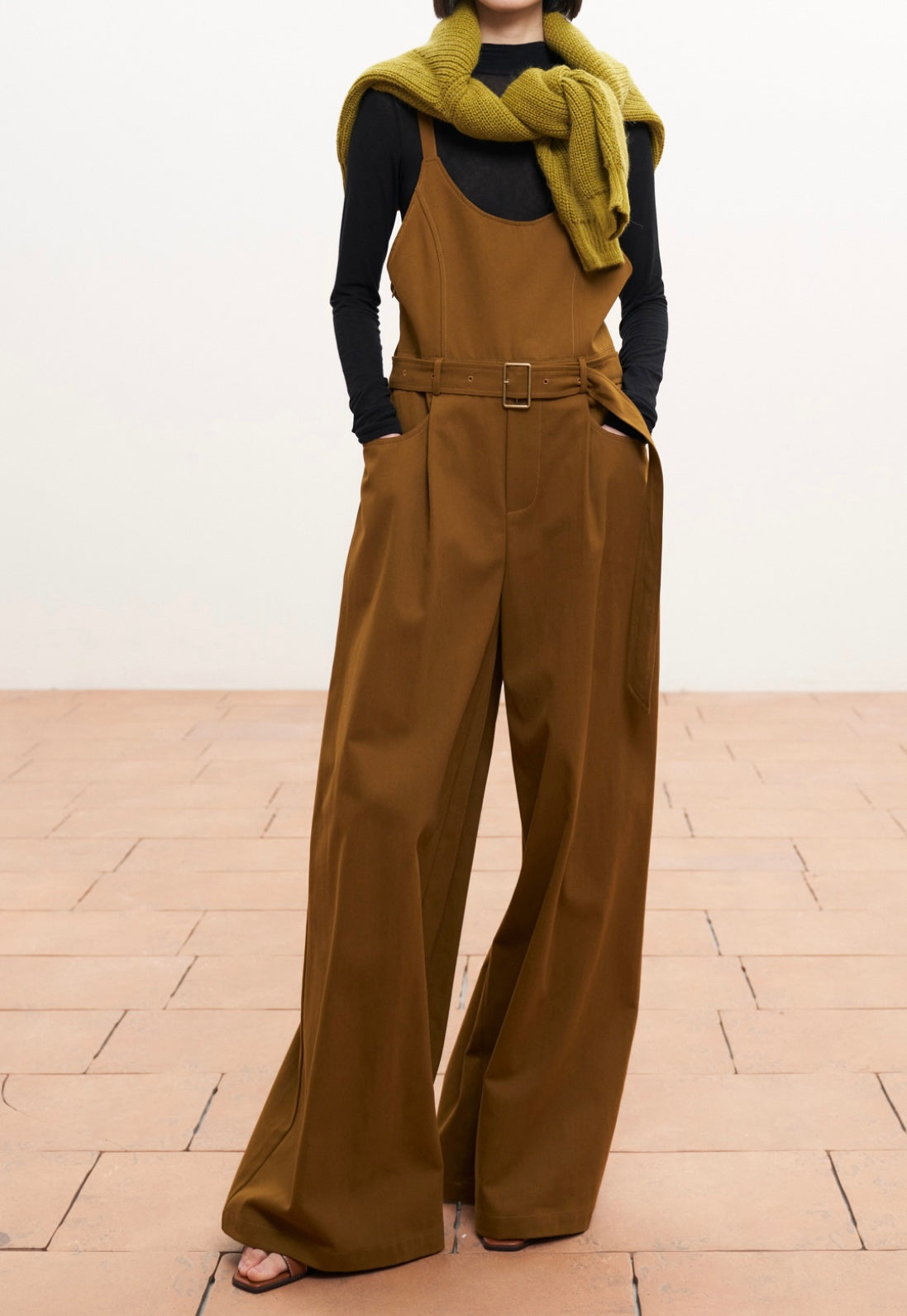 Chic Jumpsuit in Brown