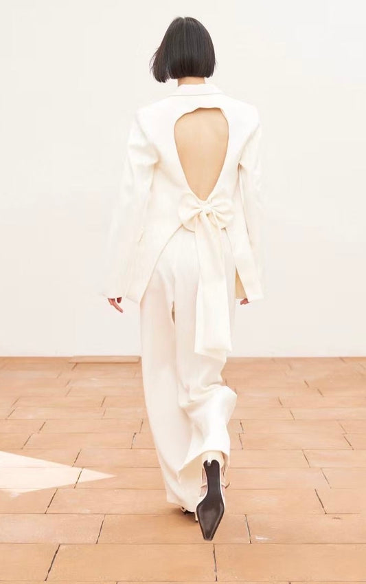 Suit Set with Bow Back in White