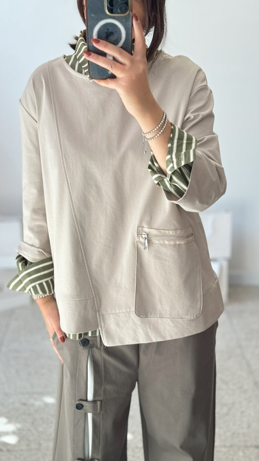 Top with Pocket in Cream