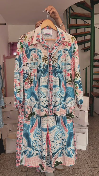Relaxed Set in Exotic Print