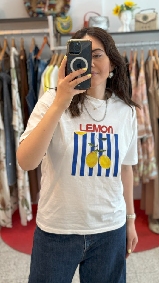 T-Shirt with Lemon Print